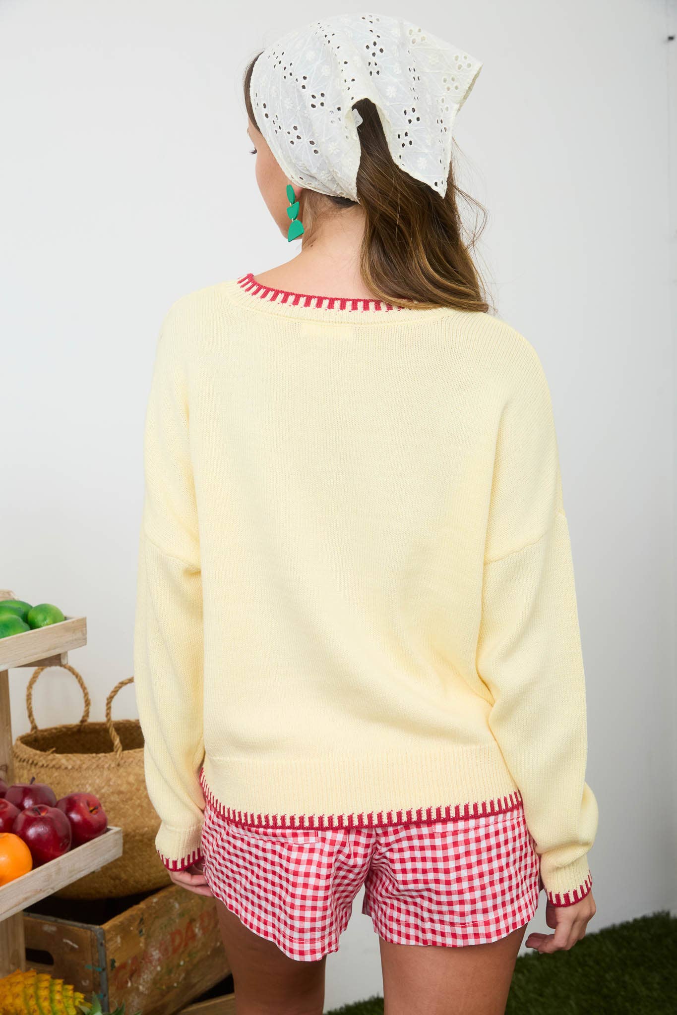STRAWBERRY CONTRAST STITCH KNIT PULLOVER