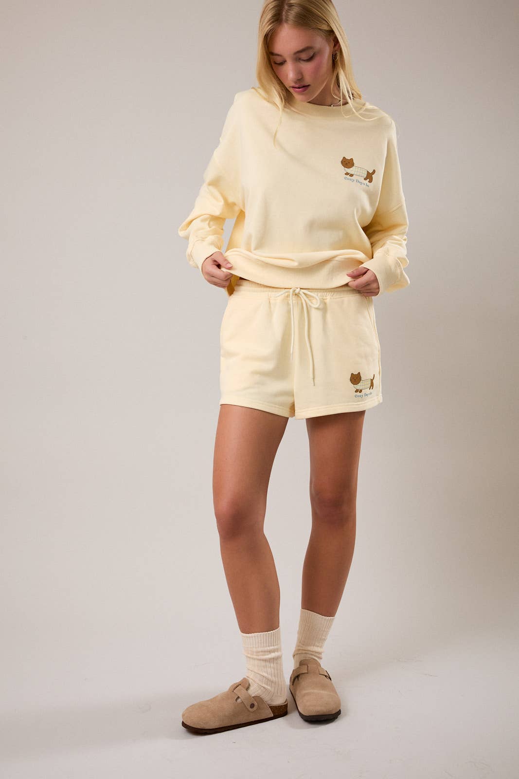 "COZY DAYS IN" Graphic Sweatshorts