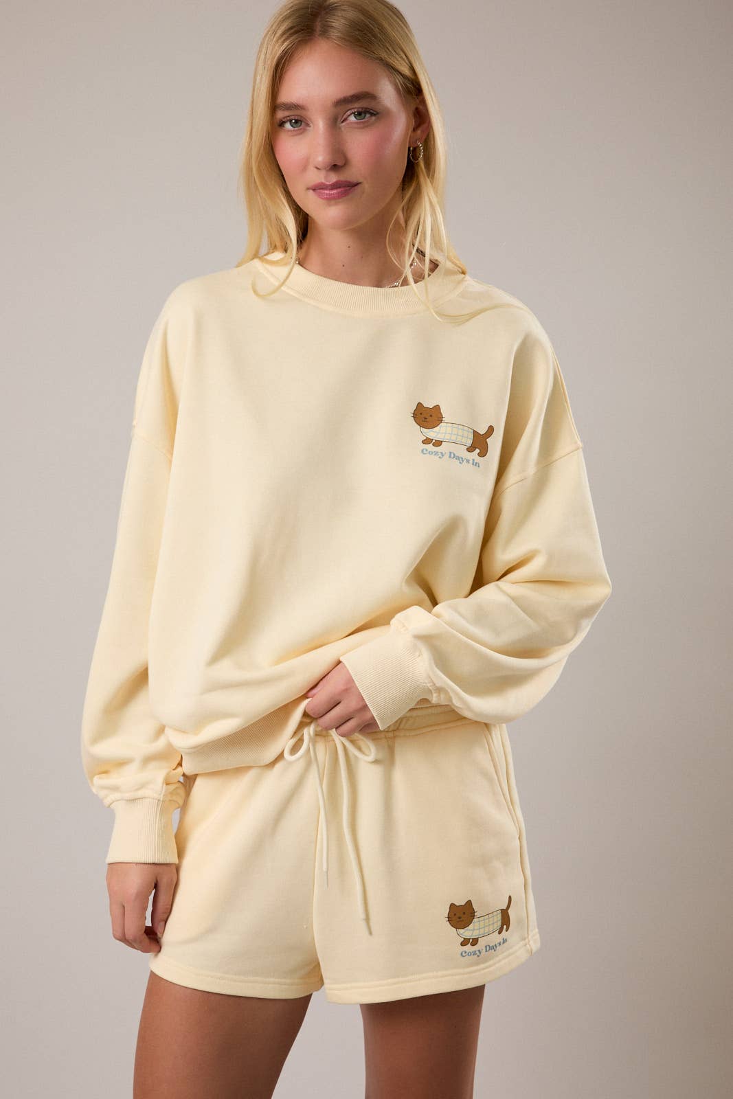 "COZY DAYS IN" Oversized Sweatshirt